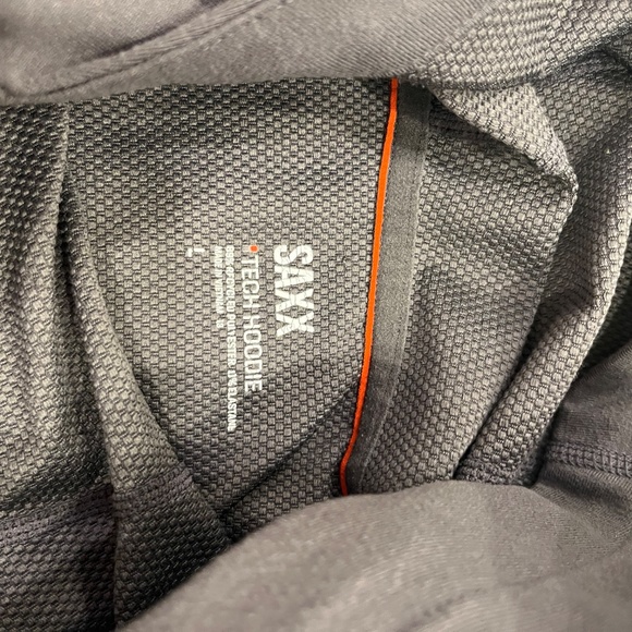 Saxx defender hoodie - Picture 3 of 3